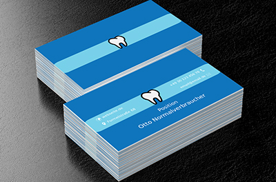 Zahn auf einem blauen Hintergrund, Medizin, Stomatologie - Visitenkarten Netprint